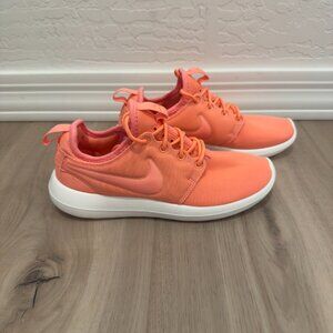 Womens Nike Shoe